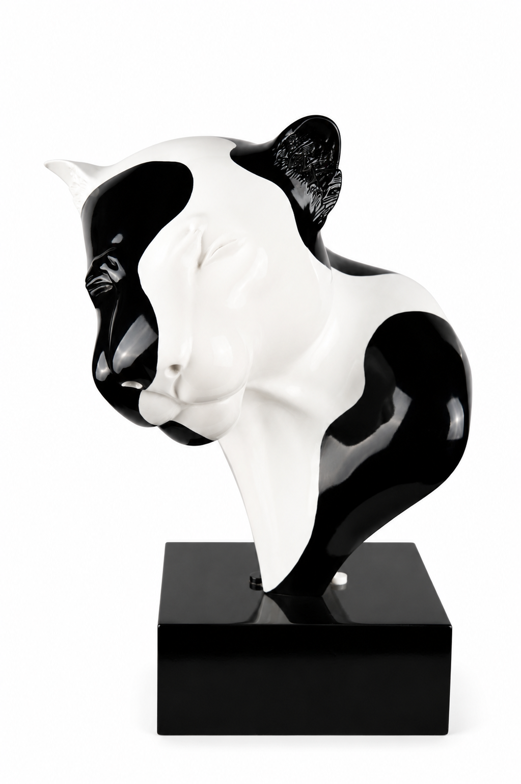 "Sleeping" Mountain Leopard sculpture by Gert Boshoff - Image 2